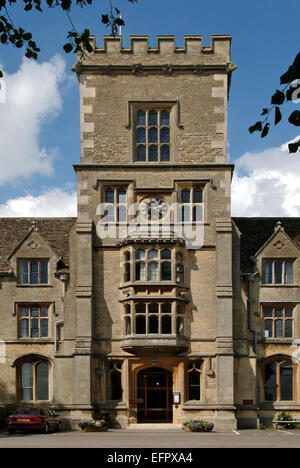 Königliche landwirtschaftliche Universität (RAU), ehemals Royal Agricultiral College (RAC),Cirencester,Gloucestershire,UK.farming des ländlichen Raums Stockfoto