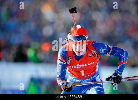 Ondrej Moravec aus Tschechien Ski bei den Herren 10 km Sprint-Rennen beim Biathlon-Weltcup-Event in Nove Mesto Na Morave, Tschechische Republik, Samstag, 7. Februar 2015. (CTK Foto/Lubos Pavlicek) Stockfoto