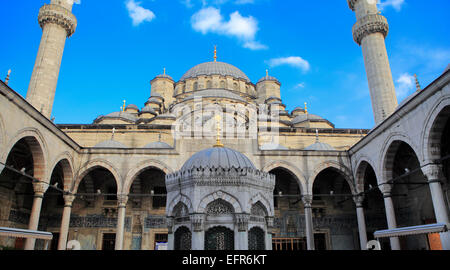 Neue Moschee oder Yeni Cami (1665), Istanbul, Türkei Stockfoto