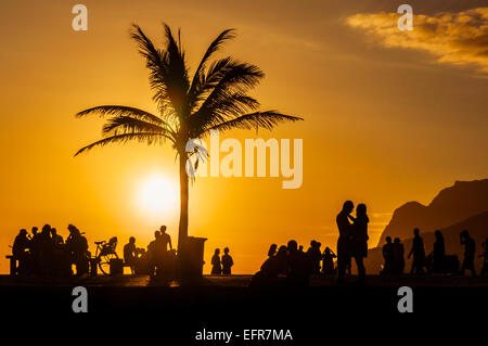 Sonnenuntergang Strand von Ipanema, Rio De Janeiro, Brasilien Stockfoto