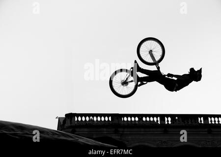 BMX - Fahrer der big Air in Lyon, Frankreich Stockfoto