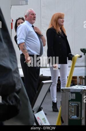 Stolze Eltern, Bruce Springsteen und Patti Scialfa stellen mit ihrer Tochter Jessica Springsteen, ihre Klasse für die USA bei der RDS Dublin Horse Show 2014 Featuring gewann: Patti Scialfa, Mick Devine wo: Dublin, Irland: 7. August 2014 Stockfoto