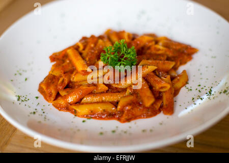 Penne arrabiata Stockfoto