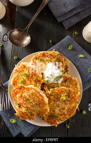 Hausgemachte Boxty irische Kartoffel-Pfannkuchen zum Frühstück Stockfoto