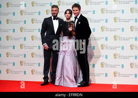 David Beckham, Felicity Jones und Eddie Redmayne bei den EE British Academy Film Awards am Royal Opera House im Februar. Stockfoto