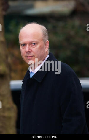 London, 10. Februar 2015. Minister kommen bei der wöchentlichen Kabinettssitzung in 10 Downing Street. Im Bild: Chris Grayling MP, Lordkanzler und Staatssekretär für Justiz Kredit: Paul Davey/Alamy Live-Nachrichten Stockfoto