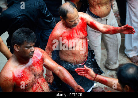 Ashura Shia Prozessionen am 10. Tag von Muharram. Stockfoto