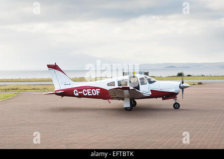 Leichtflugzeuge am Flughafen von Oban, North Connel, Argyll, Schottland. Stockfoto