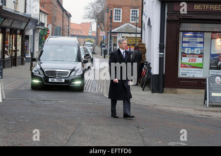 Newark-On-Trent, Nottinghamshire, UK.10th Februar 2015. Herr Lewis Renshaw, der mit der Königlichen Artillerie im zweiten Weltkrieg gedient, starb nachdem er gegen Verletzungen bei einem Autounfall.  Herr Renshaw, von Newark, war eine Flak-Kanonier während der Luftschlacht um England.  Er fuhr fort, in der abgebrochenen Norwegen-Kampagne dienen und entkam in einem Ruderboot.  Herr Renshaw war in der ersten Schlacht von El Alamein in Nordafrika und wurde bei der Schlacht von Monte Cassino, Italien gesprengt. Bildnachweis: IFIMAGE/Alamy Live-Nachrichten Stockfoto