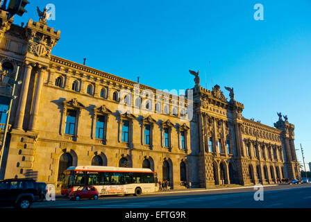 Palacio De La Aduana, Les Drassanes, Port Vell, Barcelona, Spanien Stockfoto