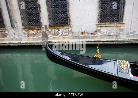 Gondel-Bogen-Tipp. Venedig, Italien Stockfoto