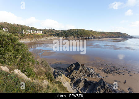 Die riesige Fläche von Caswell Bucht an der Gower-Halbinsel, von Klippen auf der South Wales Coast Path gesehen Stockfoto