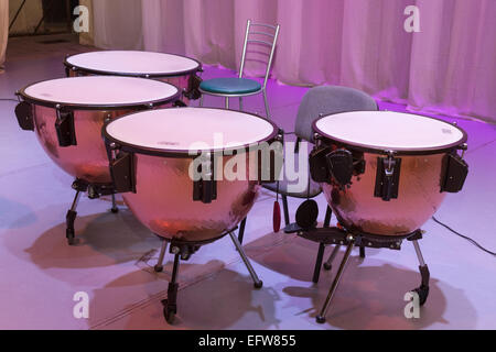 Percussion-Instrumente auf der Szene. Stockfoto