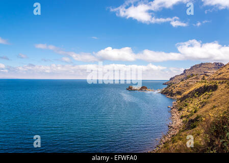 Küste der Titicaca-See in der Nähe von Copacabana, Bolivien Stockfoto