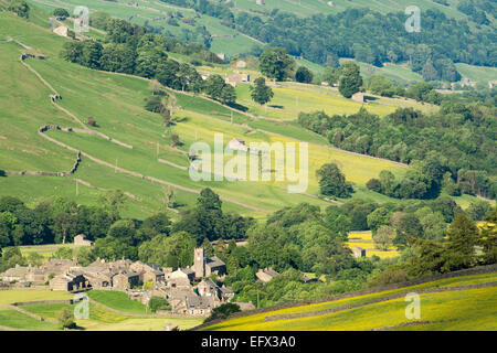 Dorf von Muker im Swaledale, Frühsommer. Yorkshire Dales National Park, UK Stockfoto