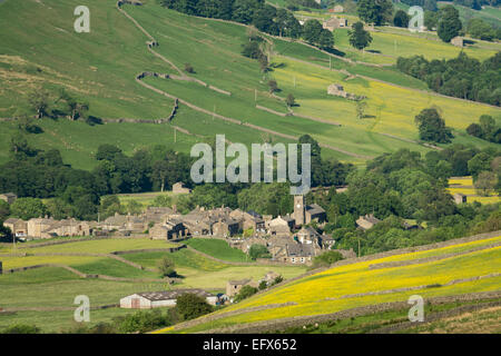 Dorf von Muker im Swaledale, Frühsommer. Yorkshire Dales National Park, UK Stockfoto