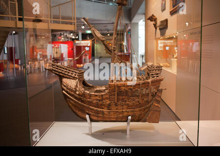 Koka Mataro mittelalterlichen Kaufmanns Schiffsmodell aus 15. Jahrhundert Rotterdam Maritime Museum, Holland, Niederlande. Stockfoto