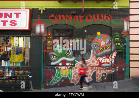 WANDBILD SACRAMENTO STREET CHINATOWN SAN FRANCISCO KALIFORNIEN, USA Stockfoto