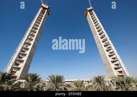 Die Dubai-Rahmenkonstruktion, eine neue Wahrzeichen touristische Attraktion mit Aussichtsplattform im Zabeel Park Dubai Vereinigte Arabische Emirate Stockfoto