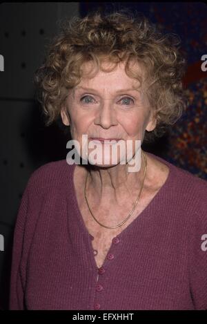 GLORIA STUART an Frauen im Film diskutieren 1998.k11555lr. © Lisa Rose/Globe Fotos/ZUMA Draht/Alamy Live-Nachrichten Stockfoto