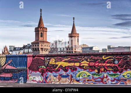 Berliner Mauer. East Side Gallery, Oberbaumbruecke, Berlin, Deutschland Stockfoto