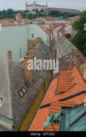 St. Michael Tor, erbaut im Jahre 1300, diente einst als der mittelalterlichen Befestigung für Bratislava, Slowakei. Stockfoto