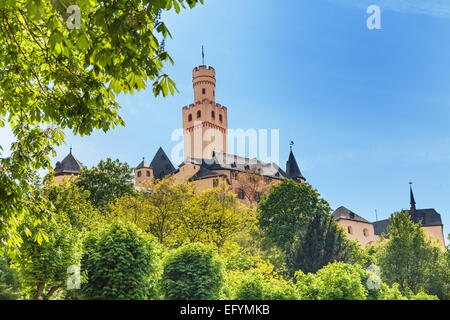 Marksburg Schloss in Deutschland auf dem Hügel Stockfoto