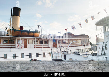 Fähren in Stockholm, Schweden Stockfoto