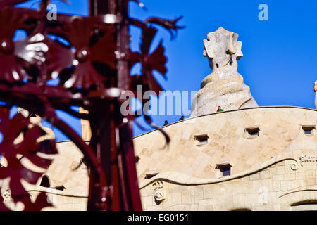 Casa Milà aka La Pedrera 1906-1912. Wohnhaus von katalanischen Architekten Antoni Gaudi. Barcelona, Katalonien, Spanien, Europa Stockfoto