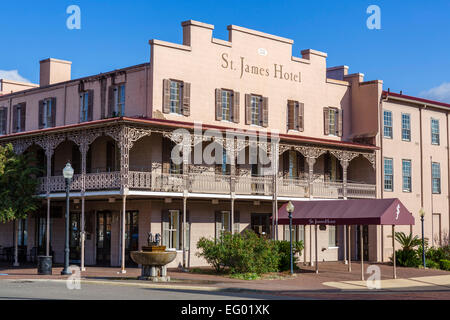 Das St James Hotel auf Water Street in der Innenstadt von Selma, Alabama, USA Stockfoto