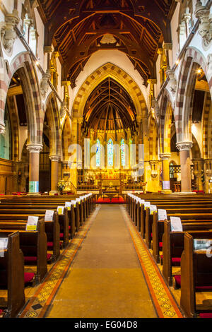 Das Innere der St. Peterskirche, Pfarrkirche in der Kirche von England, Cambridge Road, Harrogate, North Yorkshire Stockfoto