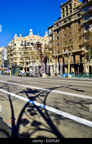 Casa Mila auch bekannt als La Pedrera von Antoni Gaudi Architekten entworfen. Barcelona, Katalonien, Spanien Stockfoto