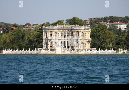 Kucuksu Pavillon gebaut von Sultan Abdulmecit in Istanbul, Türkei Stockfoto