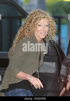 Kelly Hoppen und Piers Linney außerhalb ITV Studios mit: Kelly Hoppen Where: London, Vereinigtes Königreich bei: 11. August 2014 Stockfoto