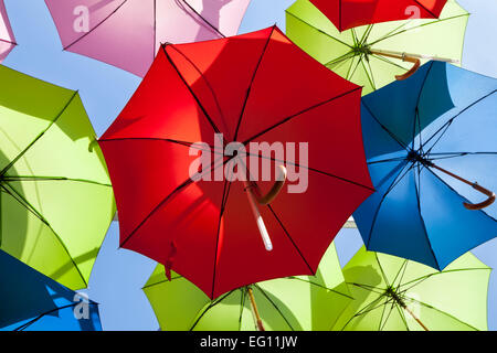 Regenschirm Kunstinstallation im Borough Market, am Brauen Wharf Hof, SE1, London Stockfoto