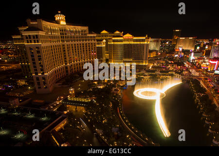 HOTEL CASINOS BELLAGIO FOUNTAINS SOUND LIGHT SHOW STRIP LAS VEGAS SKYLINE NEVADA USA Stockfoto