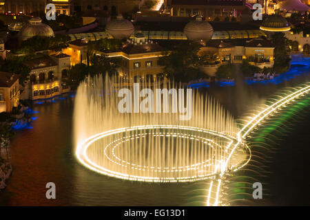 HOTEL CASINOS BELLAGIO FOUNTAINS SOUND LIGHT SHOW STRIP LAS VEGAS NEVADA USA Stockfoto