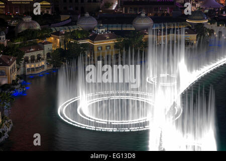 HOTEL CASINOS BELLAGIO FOUNTAINS SOUND LIGHT SHOW STRIP LAS VEGAS NEVADA USA Stockfoto