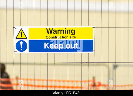 Gefahr, aufbewahren, Gefahr, Zaun, Informationen, Warnschild, Bau, Informationen, Hinweis, Warnung, Symbol, Sicherheit, Sicherheit, Arbeitsplatz Stockfoto