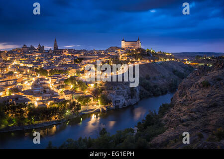 Toledo nach Sonnenuntergang, Kastilien-La Mancha, Spanien Stockfoto