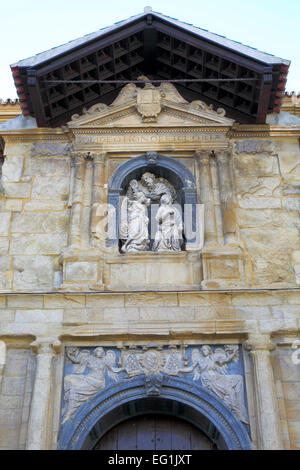 Portal der Kirche von San Gabriel (16. Jahrhundert), Loja, Andalusien, Spanien Stockfoto