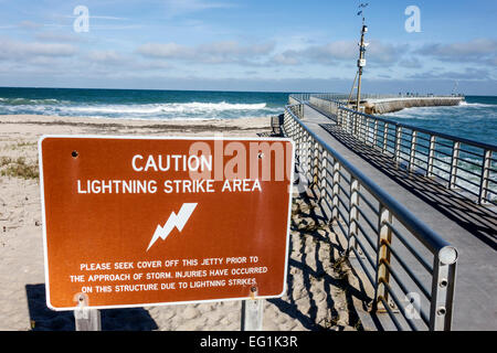 Sebastian Florida, North Hutchinson Orchid Island, Sebastian Inlet Water State Park, Schild, Logo, Warnanlage für Blitzeinschläge, Besucher reisen nach Stockfoto