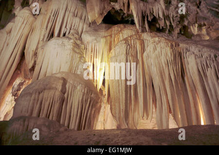 Gruta de Las Maravillas (Grotte der Wunder), Stalaktiten Höhle, Aracena, Andalusien, Spanien Stockfoto