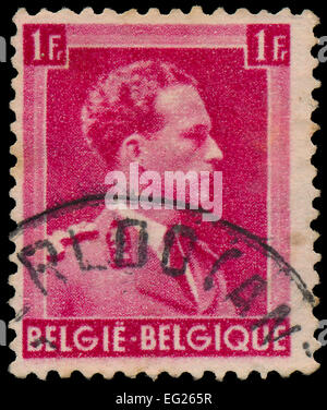 Belgien - ca. 1941: Eine Briefmarke gedruckt in Belgien zeigt Porträt Leopold III (1901-1983) König der Belgier von 1934 bis 19 Stockfoto