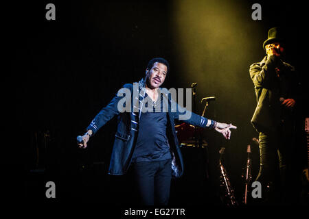 Lionel Richie tritt im Mediolanum Forum in Mailand, Italien © Roberto Finizio/Alamy Live News Stockfoto