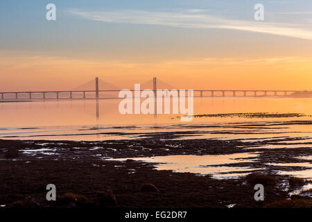 Zweite Kreuzung Flussbrücke von Beachley Punkt, Fluss Severn, Gloucestershire, England, UK Stockfoto