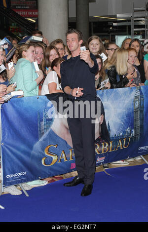 Premiere von Saphirblau im Mathaeser Filmpalast mit: Jannis Niewoehner wo: München wenn: 12. August 2014 Stockfoto