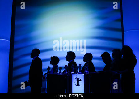 Berlin, Deutschland. 14. Februar 2015. Jury-Mitglieder besuchen die Preisverleihung an der 65. Internationalen Filmfestspiele Berlinale in Berlin, Deutschland, 14. Februar 2015. Bildnachweis: Zhang Fan/Xinhua/Alamy Live-Nachrichten Stockfoto