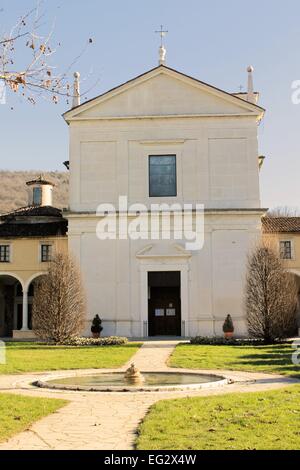Das Heiligtum der Muttergottes von Valverde Rezzato in der Provinz Brescia in Italien entstand in der Nähe der Marienerscheinung Stockfoto