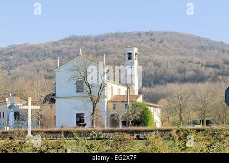 Das Heiligtum der Muttergottes von Valverde Rezzato in der Provinz Brescia in Italien entstand in der Nähe der Marienerscheinung Stockfoto